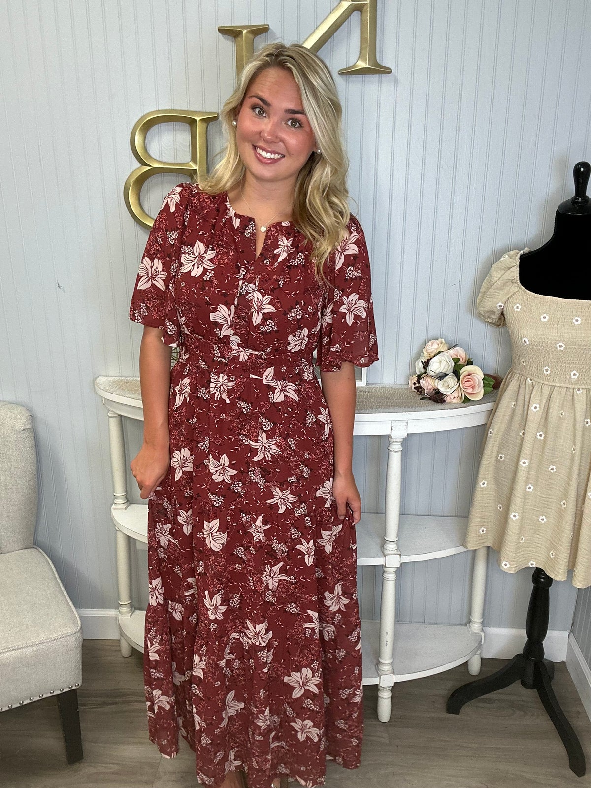 Fall Short Sleeve Vneck Tiered Midi Dress *Final Sale* - Mocha/Small Fall Short Sleeve Vneck Tiered Midi Dress *Final Sale* - Mocha/Small