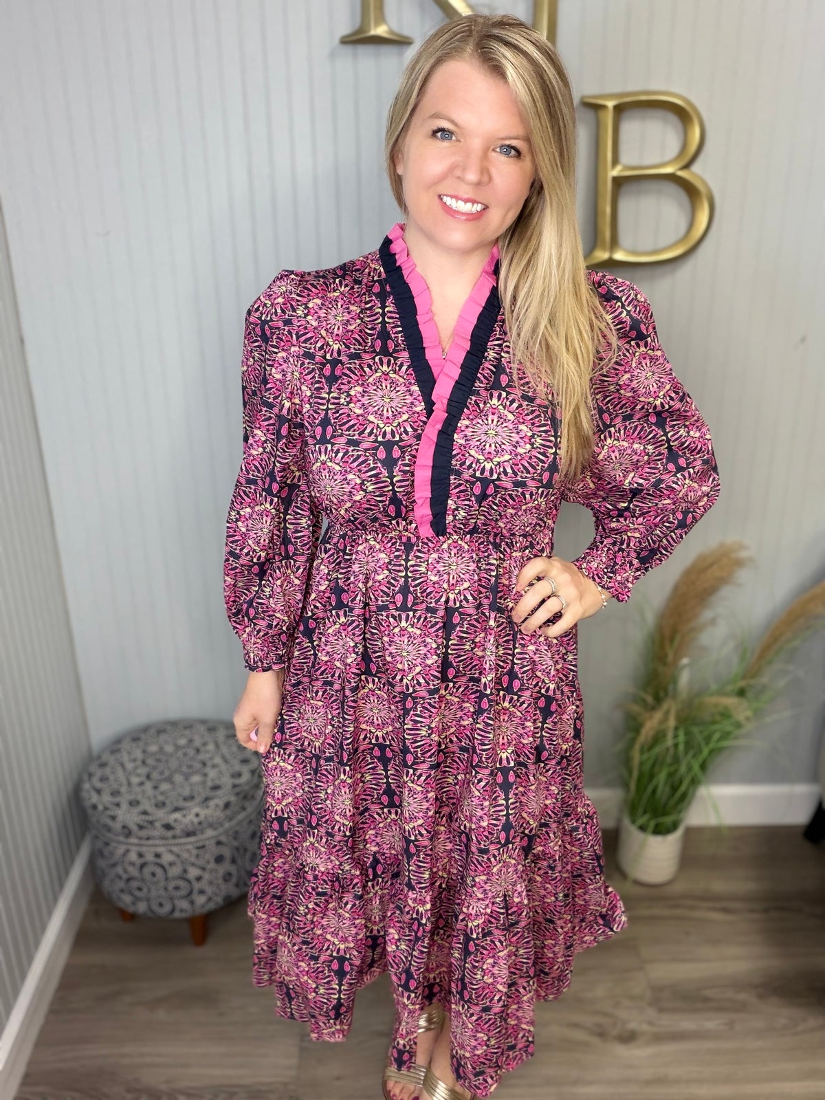 Umgee Navy Pink Flower Medallion Vneck Midi Dress - Large