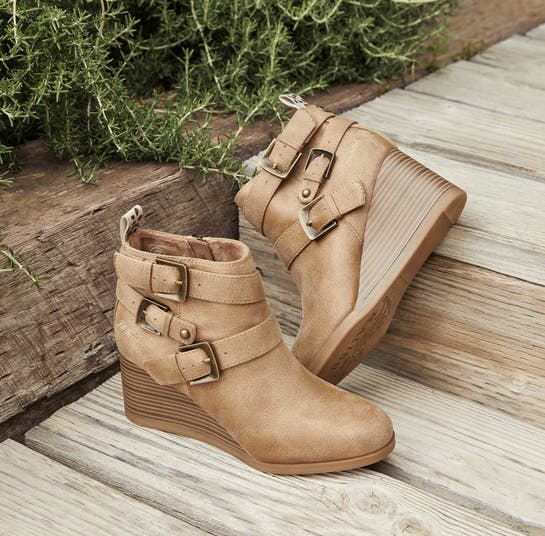 Blowfish bagby wedge 2024 bootie