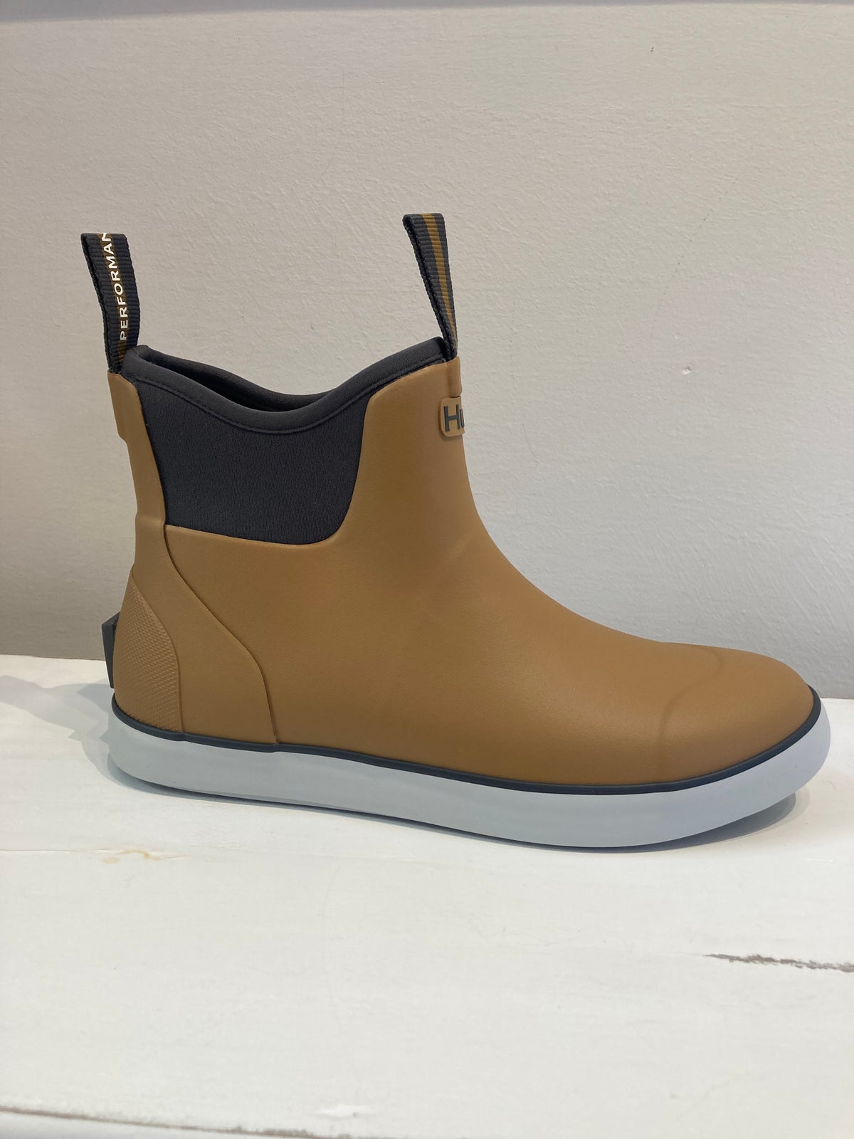 Huk Rogue Wave Deck Boots Sand Piper Lundy Layne Clothing