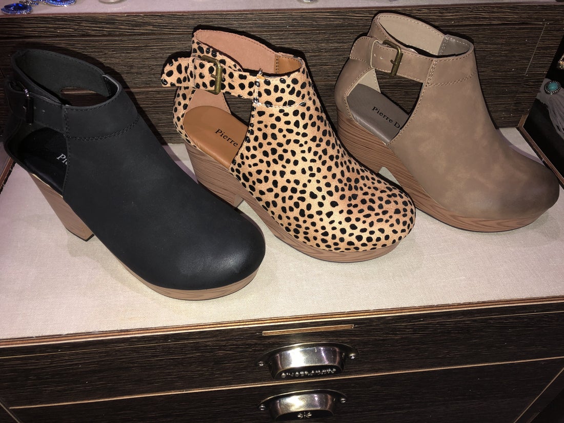 pierre dumas leopard booties
