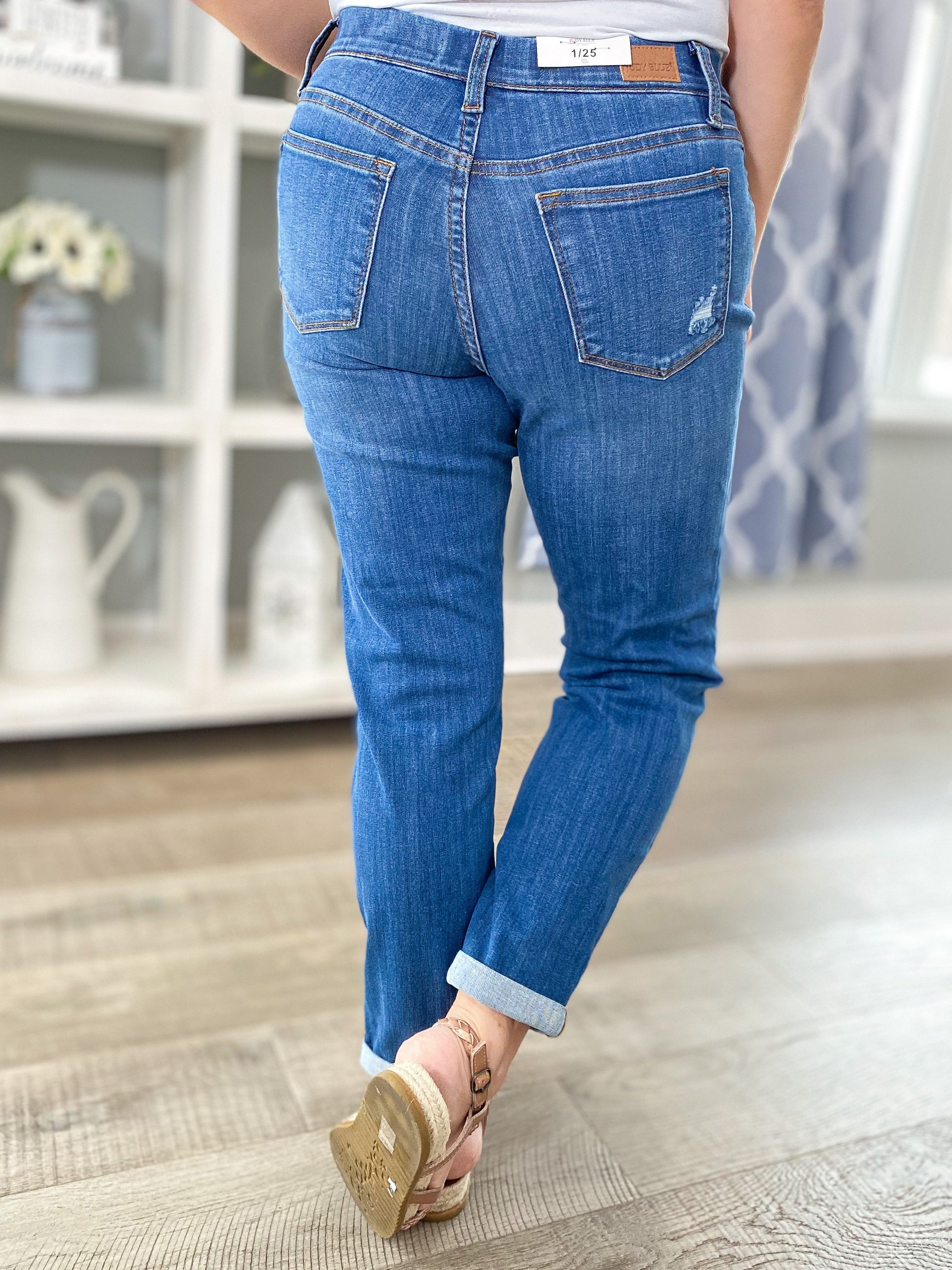 Easy Going Judy Blue Pull On Boyfriend 