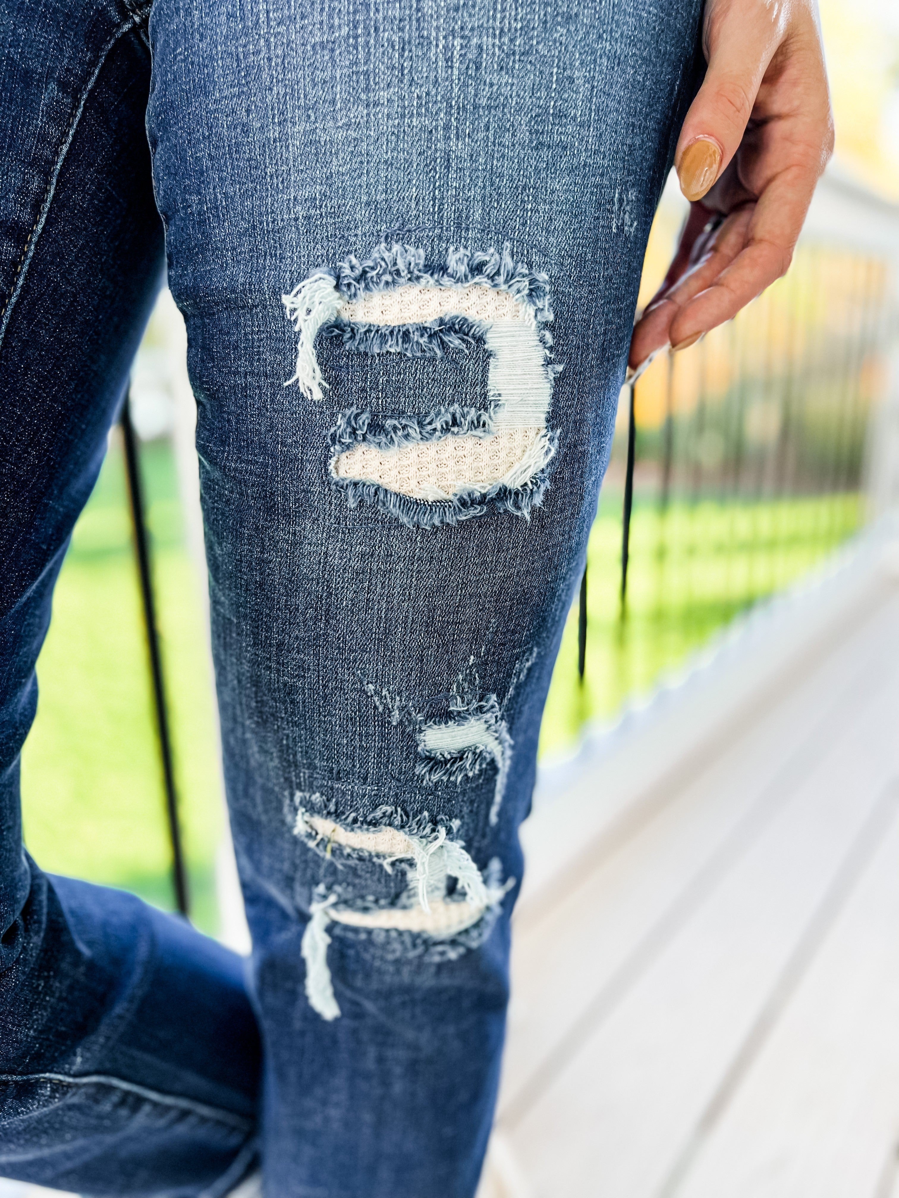Judy Blue Mid-Rise Boyfriend Thermal 