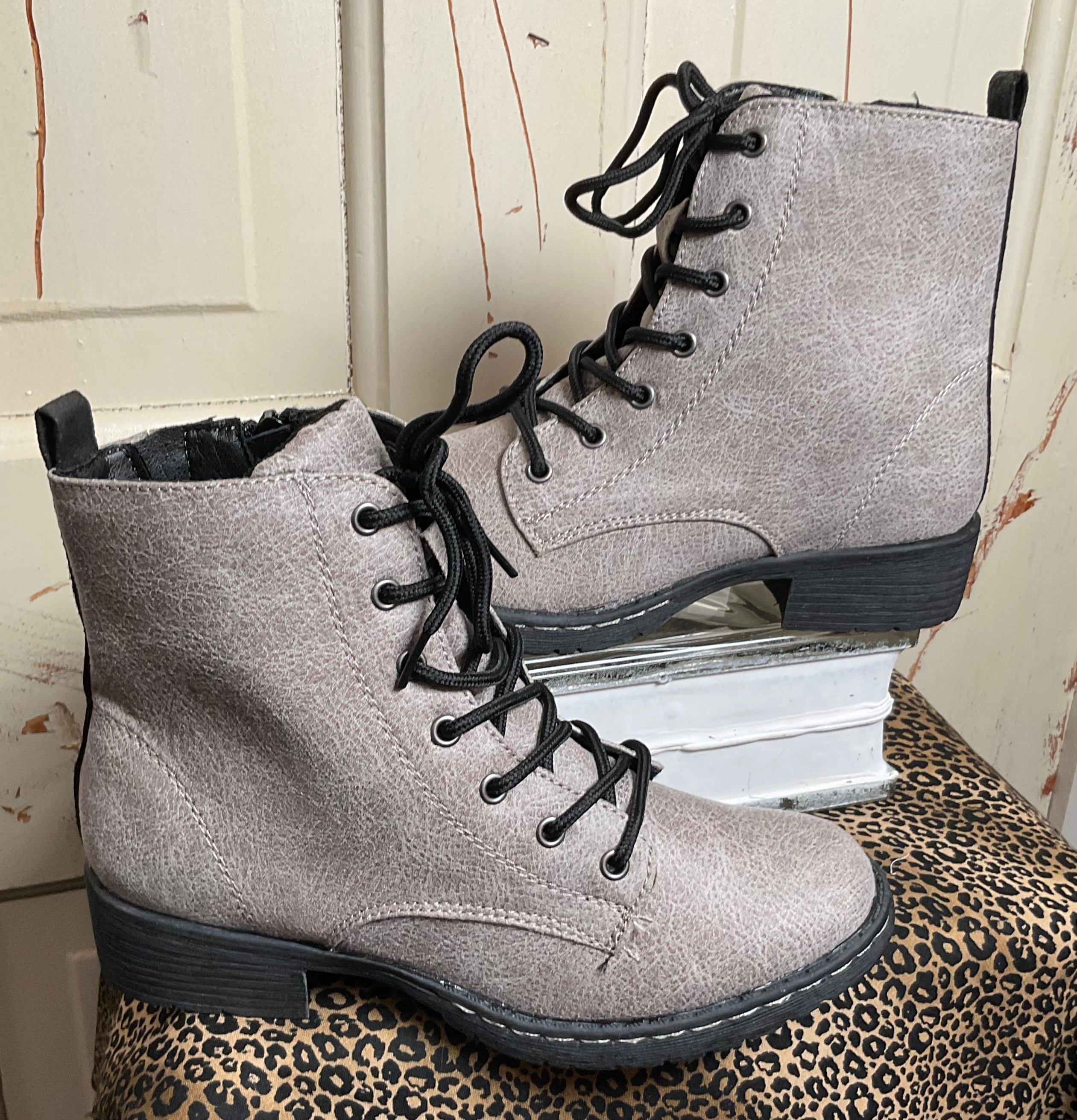 Shoes ETC Stonz Jewelry