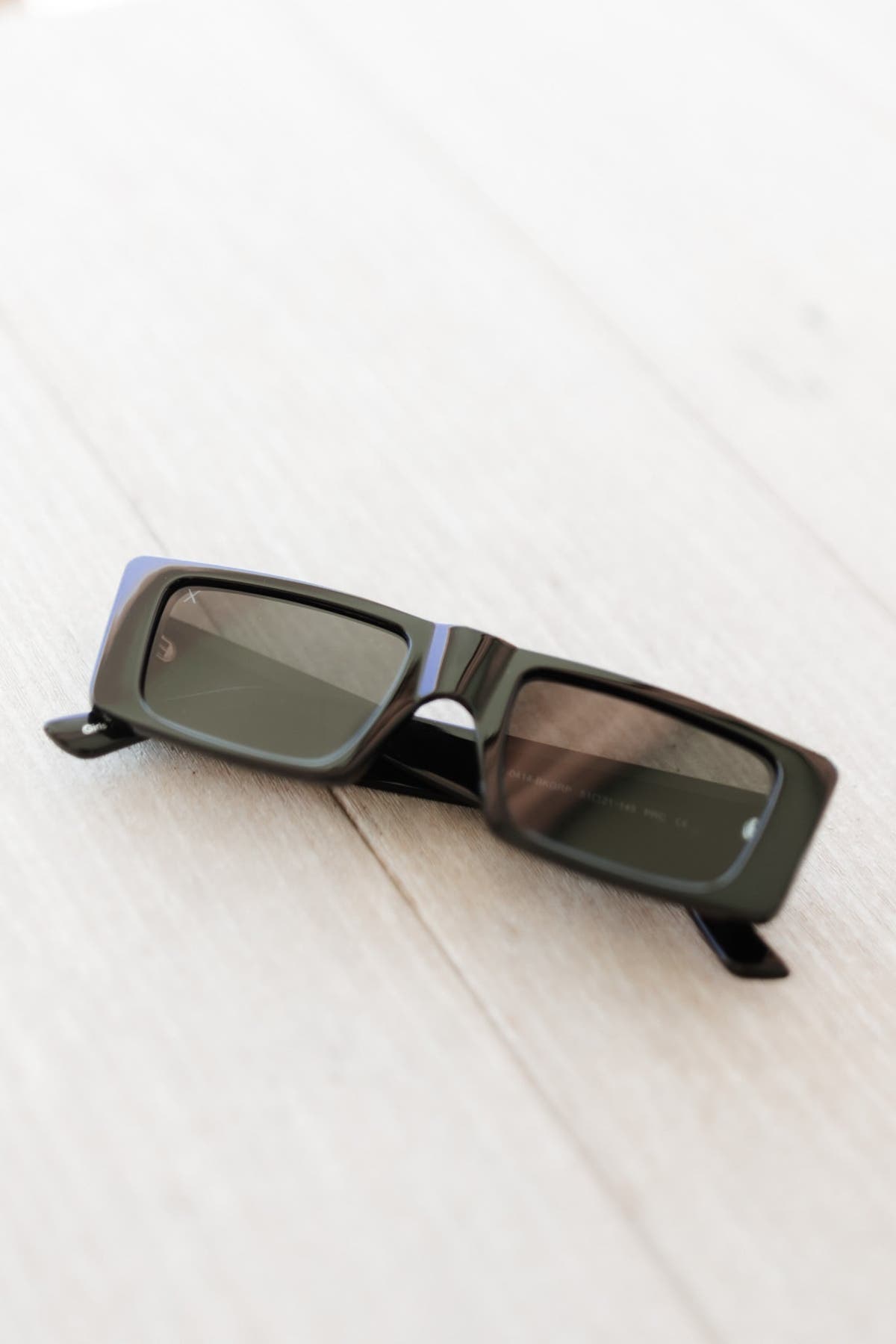 Dime Eyewear Lesdo Makeup Girls Night Black Grey Sunglasses 