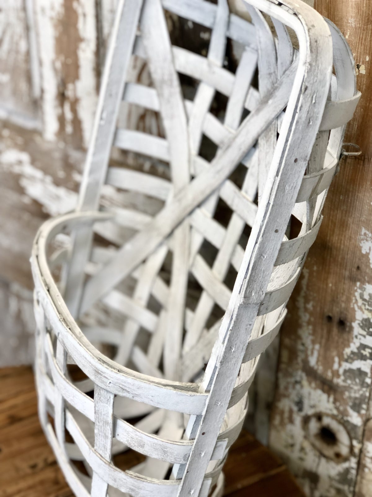 Pocket Tobacco Basket