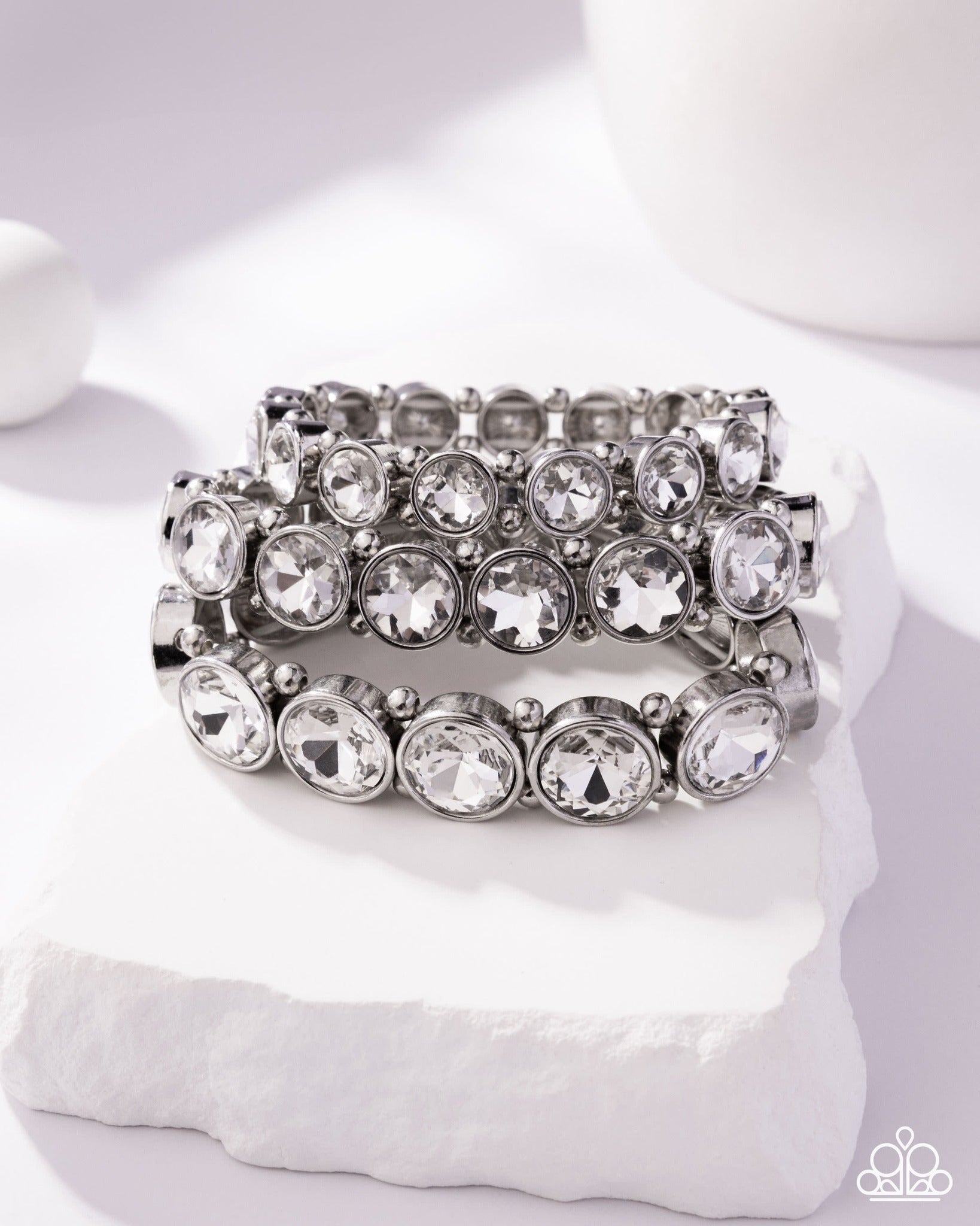 [COLD FRAME]☆ PRECIOUS DROP WHITE BRACELET☆日本未入荷 One Up - Zi Collection Bracelet - Empire Diamond Fan