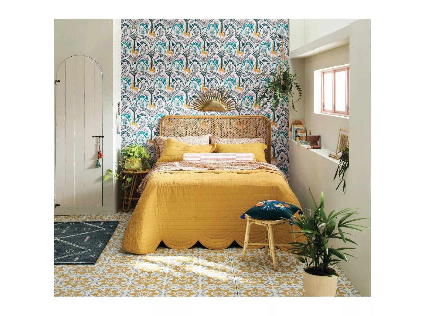 Scalloped Edge Quilt - Thumbnail 4