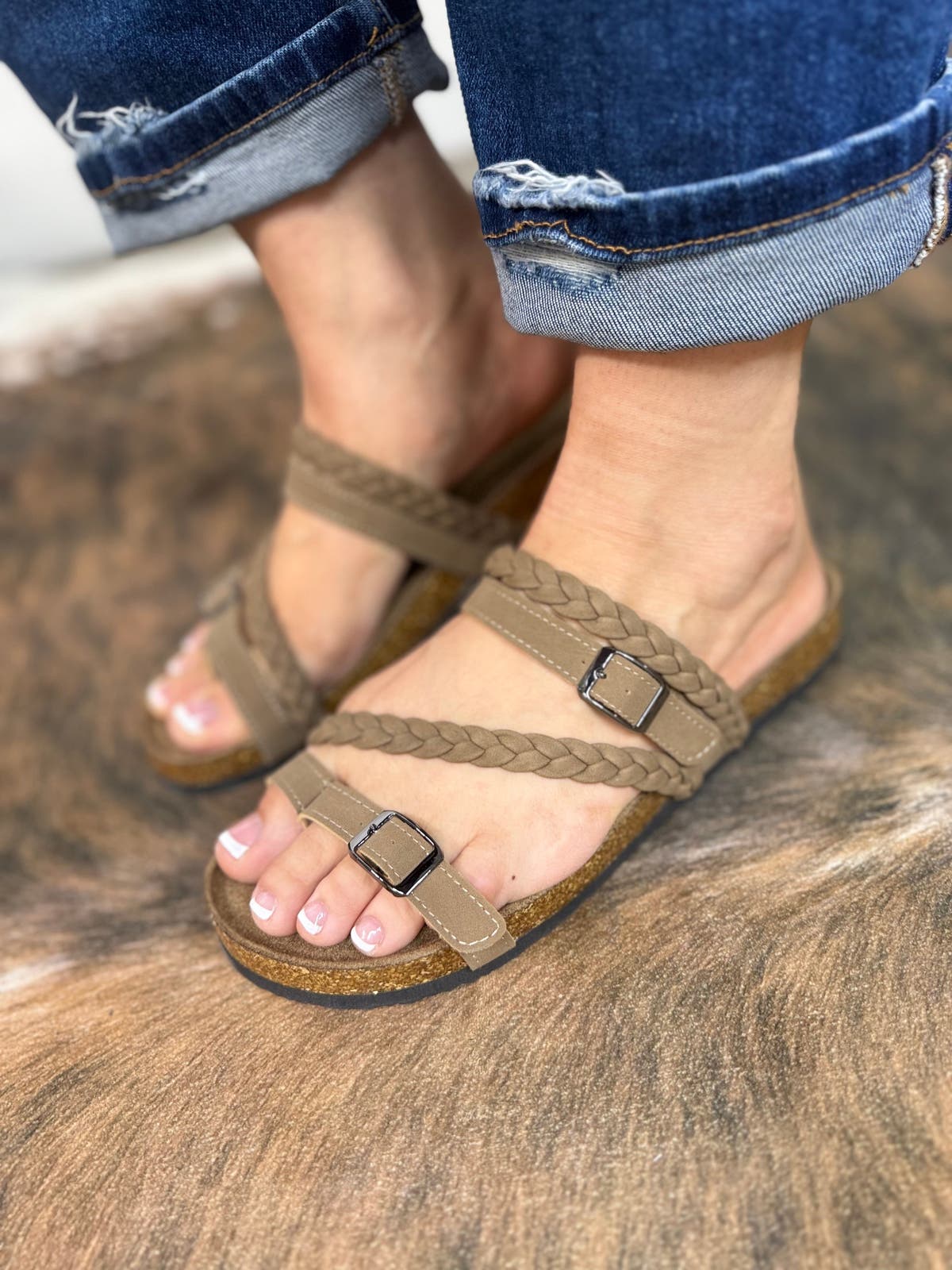 Outwoods Sandals - TAUPE