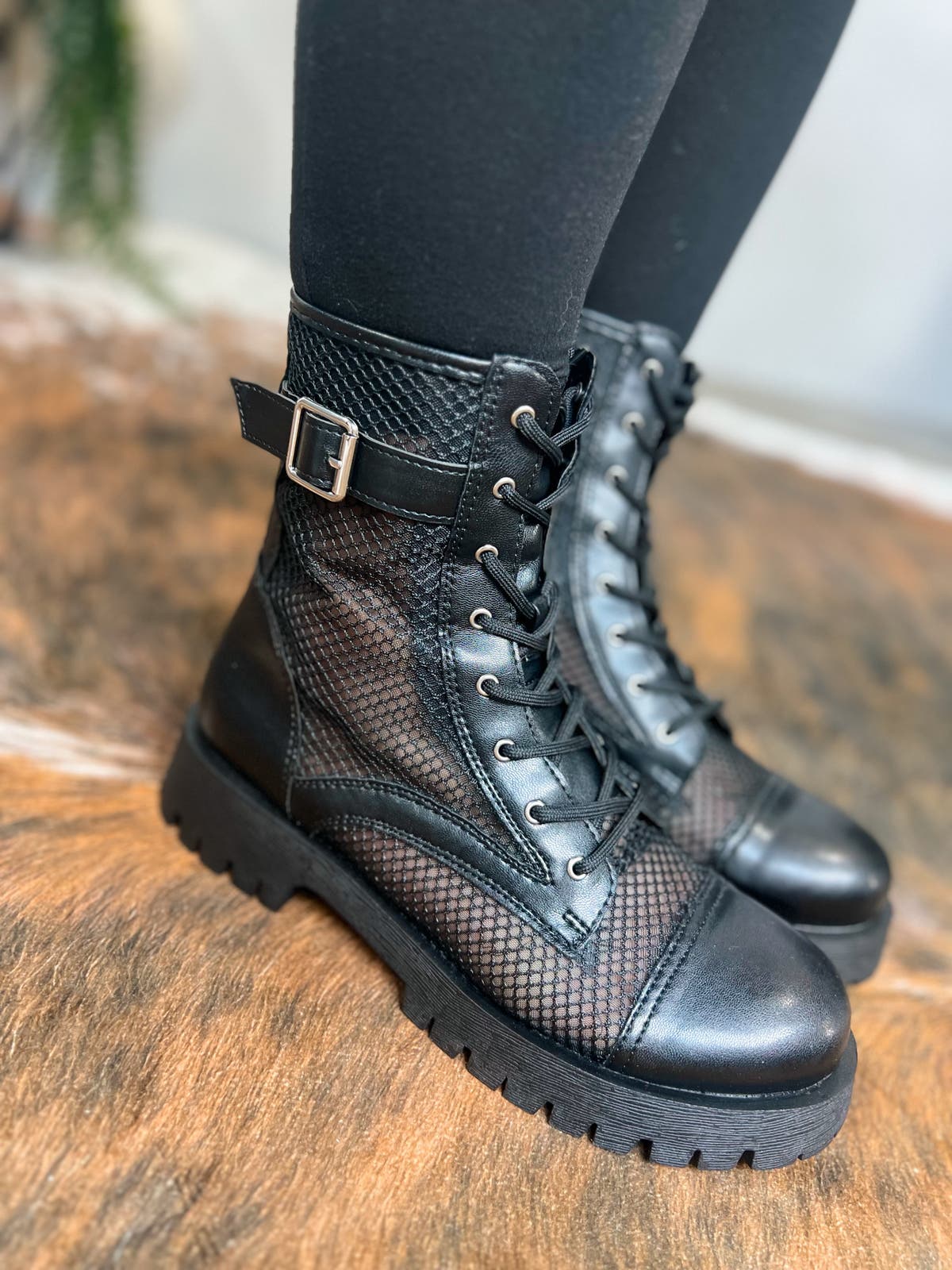 Maverick Combat Boots - BLACK MESH