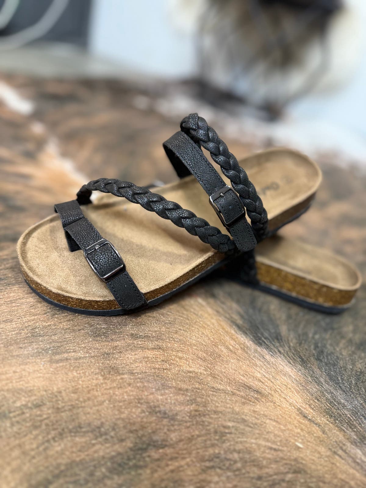 Outwoods Sandals - BLACK
